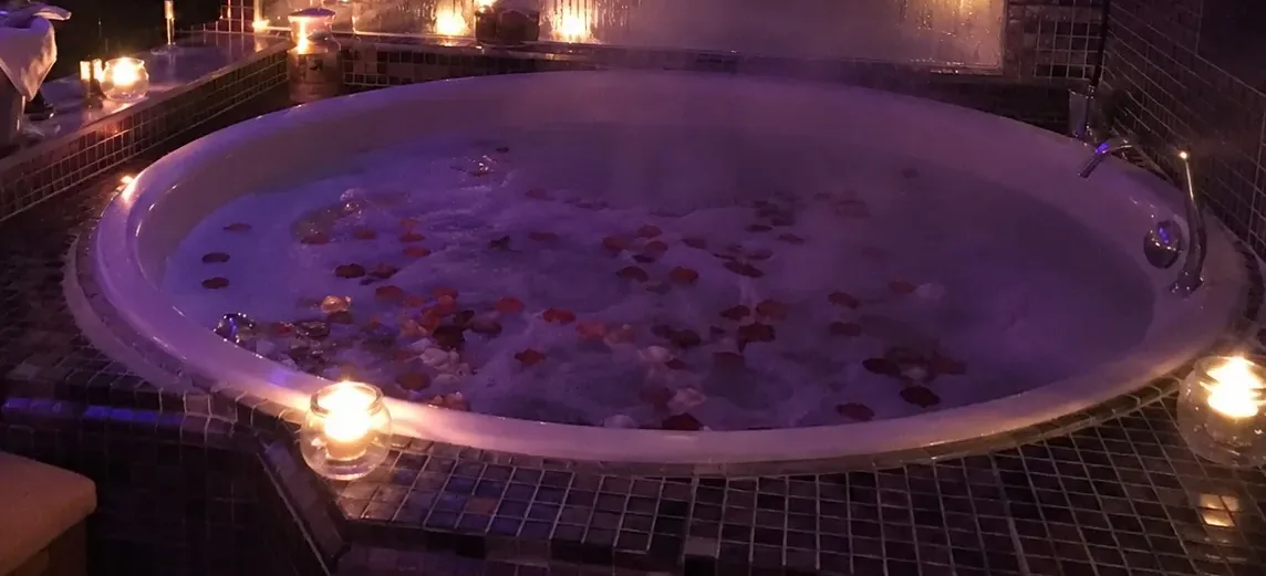Jakuzili vip oda — Lila Spa, Silivri misafirlerine hizmet veren salon